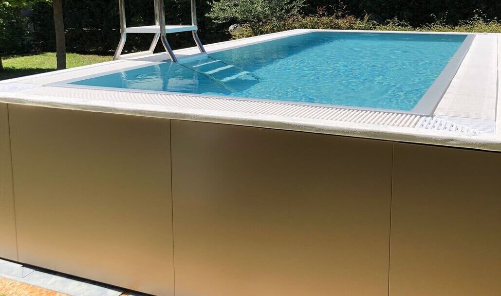 Piscina fuoriterra autoportante