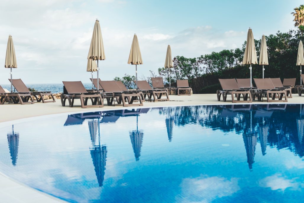 Filtrazione-a-sabbia-per-piscine-scaled